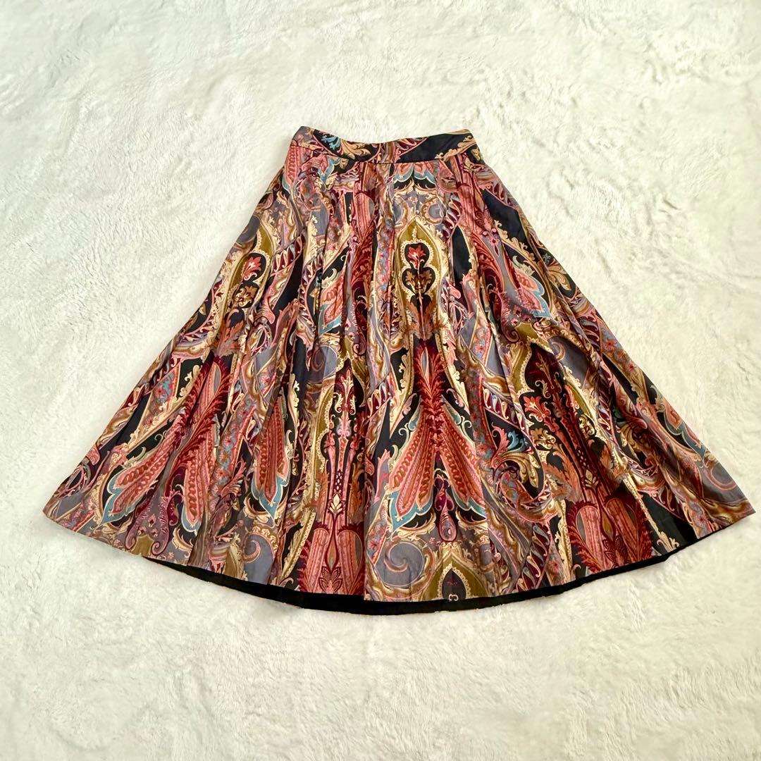 マーガレットハウエル　ペイズリー柄　プリント ナロープリーツ スカート