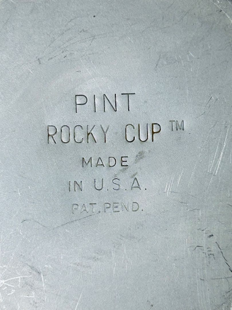 超希少ロッキーカップ ハーフパイント　R刻印と1パイントTM刻印のセット