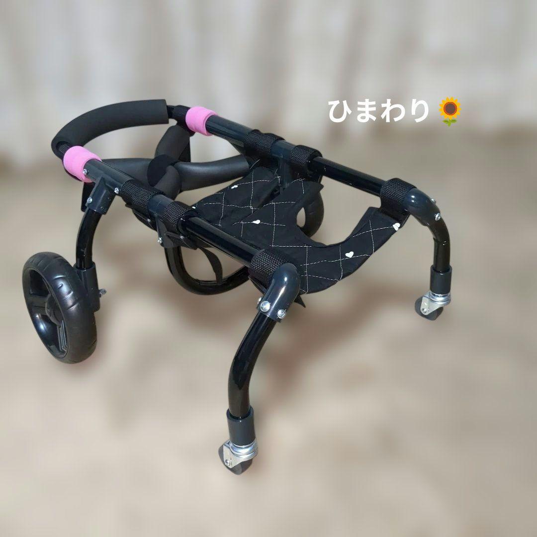 ワンちゃん4輪　リハビリ　食事補助　犬用車椅子　シニア犬補助　犬の歩行器