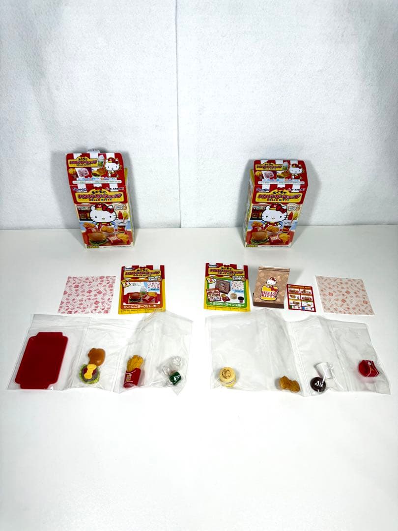 内袋未開封　ハローキティ もぐもぐハンバーガーショップ