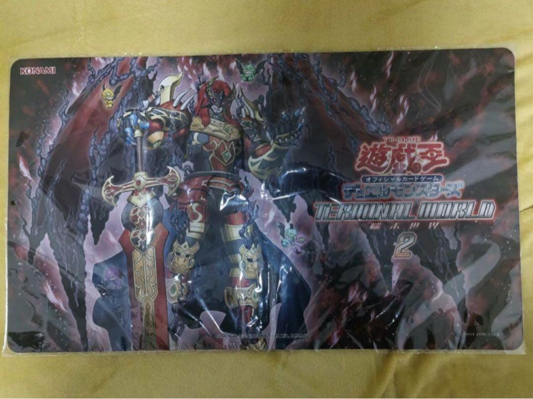 遊戯王 魔轟神レヴェルゼブル 中国 公式 プレイマット