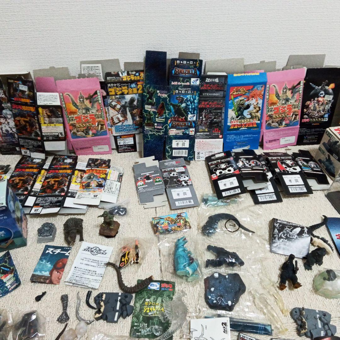 d*7様 【ジャンク品】ゴジラのフィギュア 大量まとめ売り