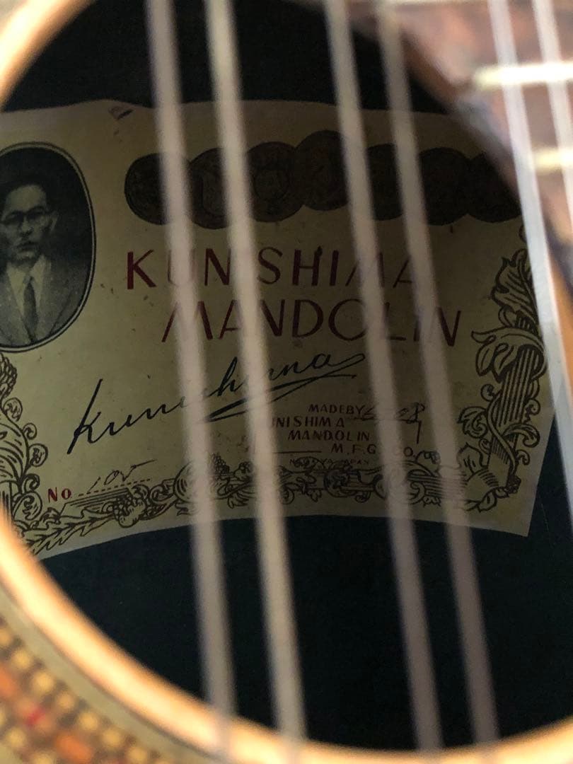 Kunishima マンドリン本体 ハードケース付き 付属品多数付き