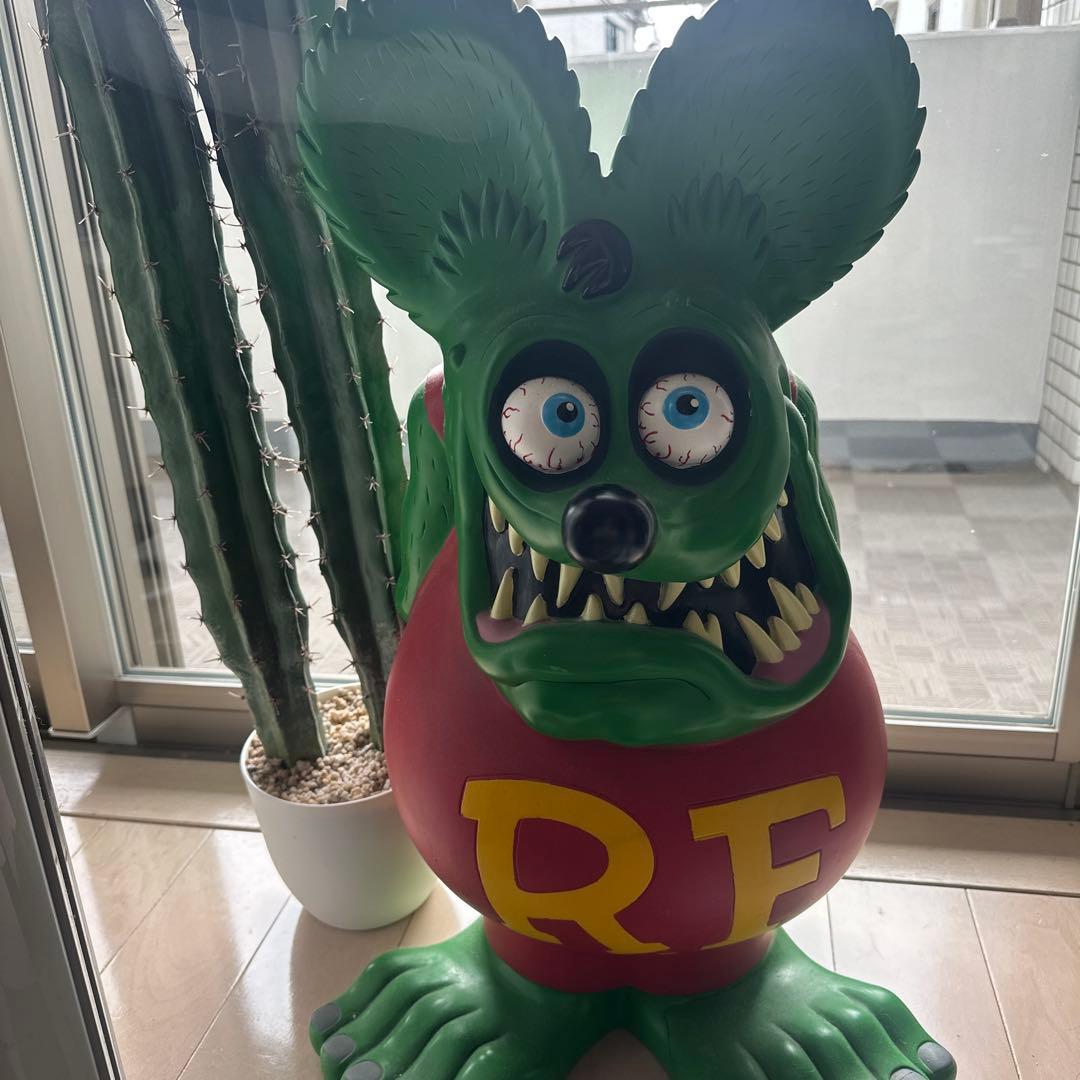 RFキャラクター ラットフィンク 特大フィギュア