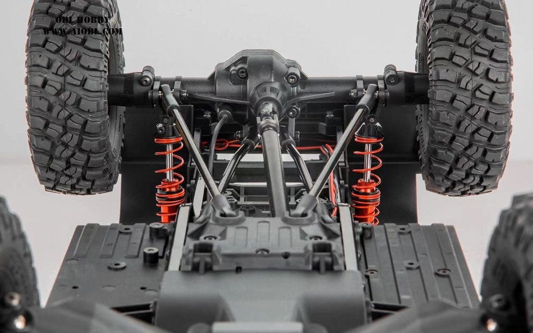 TRACTION HOBBY 1/8スケール TANK300【赤】RTR