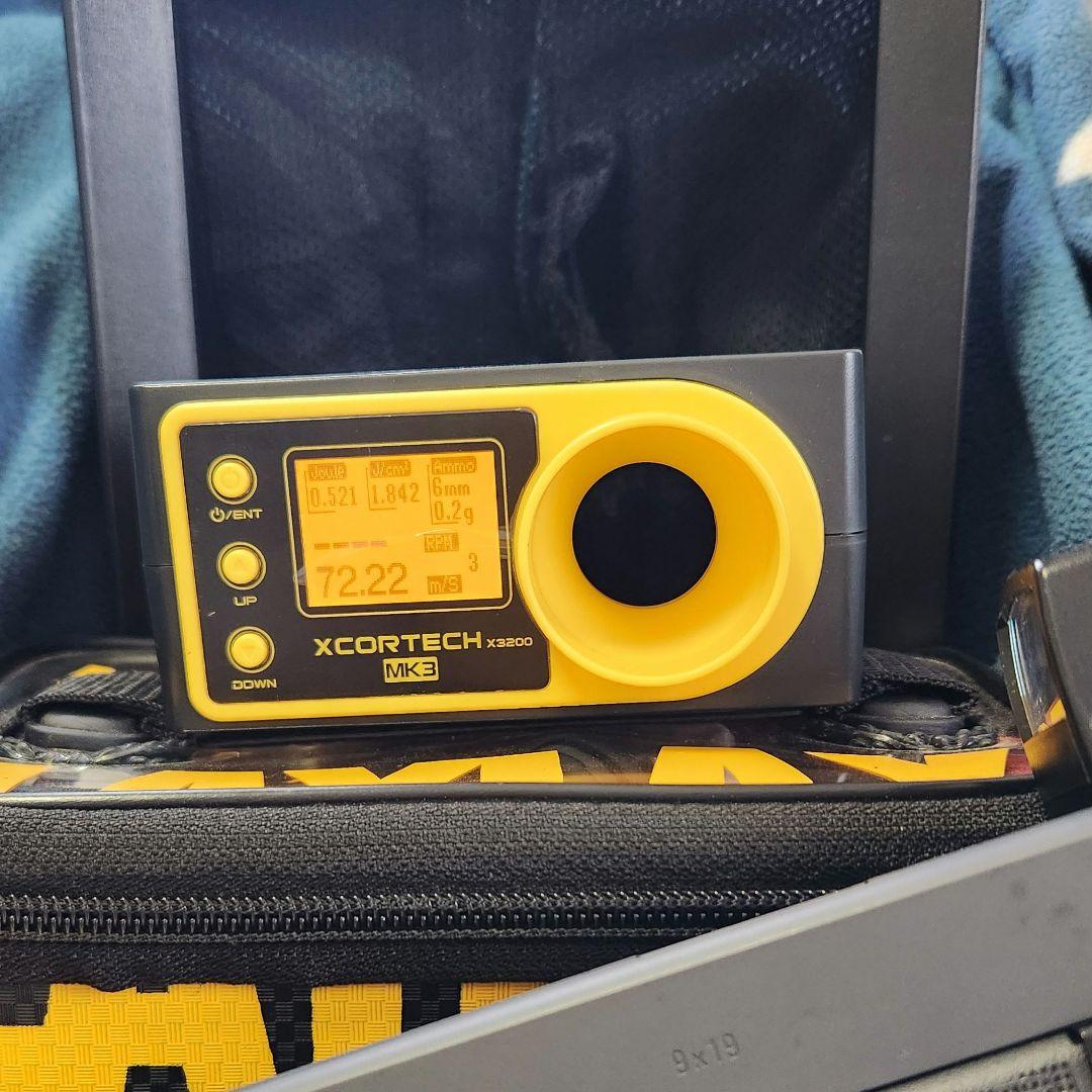 東京マルイ　電動　グロック　G18C