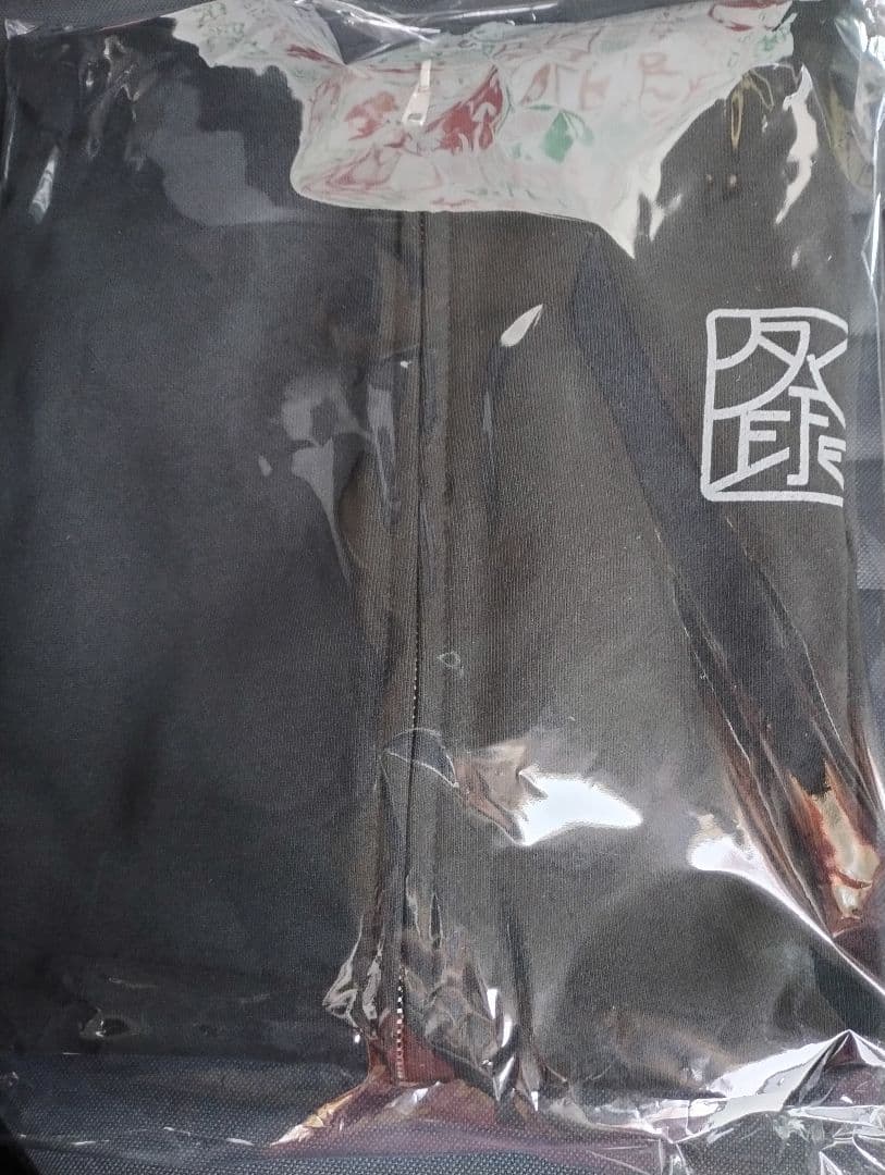 THE ALFEE　51年目の冬祭り　パーカー　黒　ポテくまくんコラボ