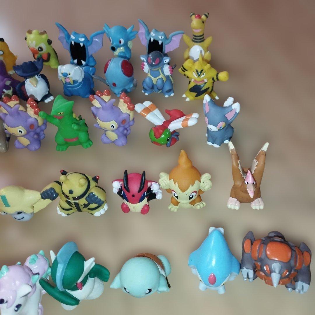 モンコレ　ポケモンキッズ等　ポケットモンスター　フィギュア　134体　まとめ売り