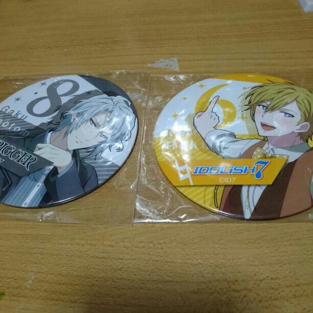 アイナナ スタンドCANバッジ