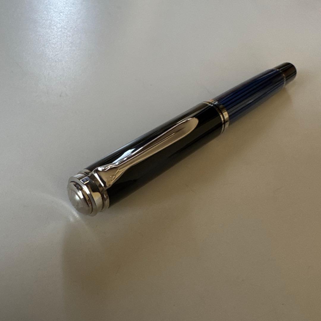 ペリカン 万年筆スーベレーン M805 ブルーストライプ青縞 ＥFニブ 極細字