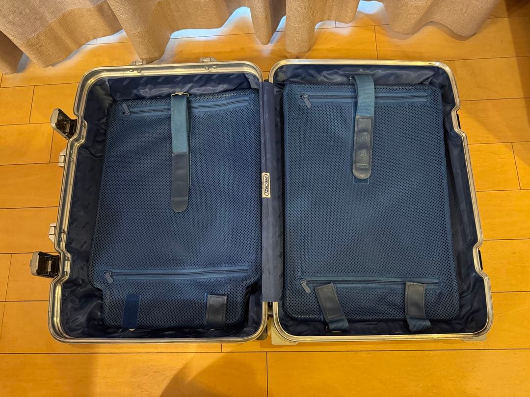 廃番・希少モデル　RIMOWA リモワ　シルバーインテグラル　 35L