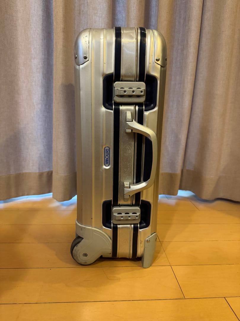 廃番・希少モデル　RIMOWA リモワ　シルバーインテグラル　 35L