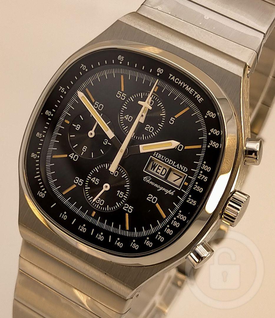 待望のテレビスクリーン型【御代田os00/新品】ムーンウォッチ クロノグラフ①