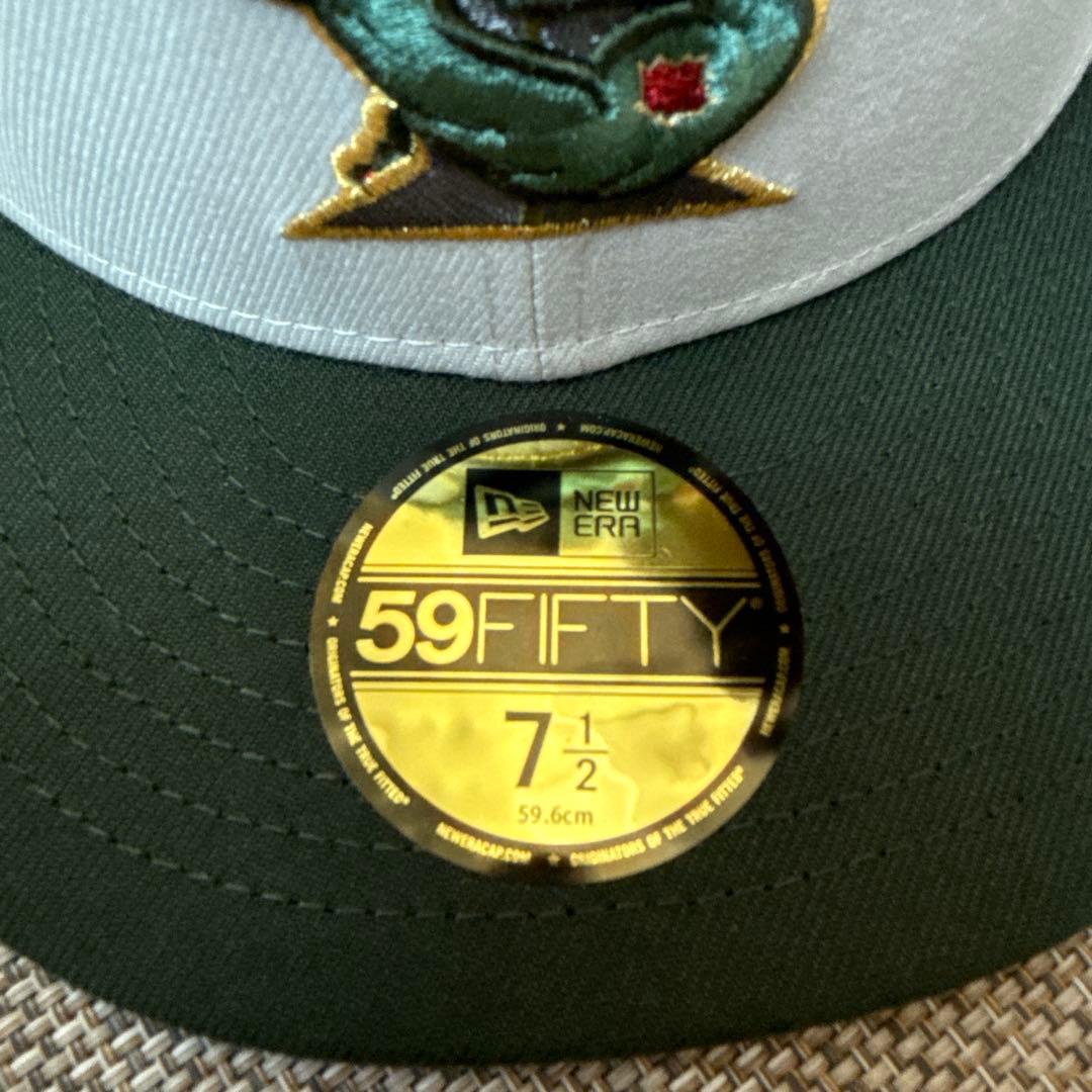 蓄光 NEWERA ニューエラ トロント・ブルージェイズ キャップ 岡本和真