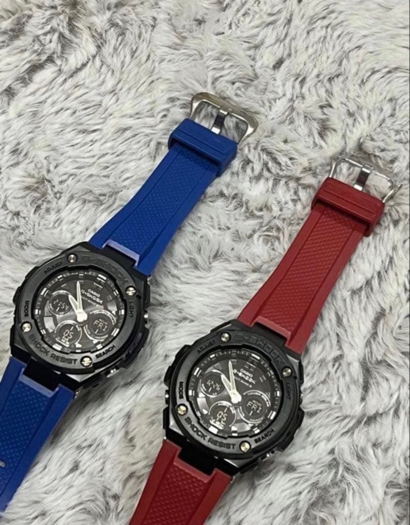 【2本セット】G-SHOCK GST-W300G ブルー とレッド