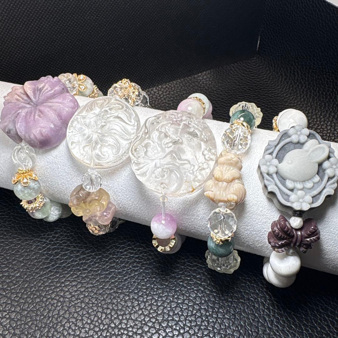 ＊いちごウサギ様お取置き＊太極石　ウサギ　ハウライト　ブレスレット