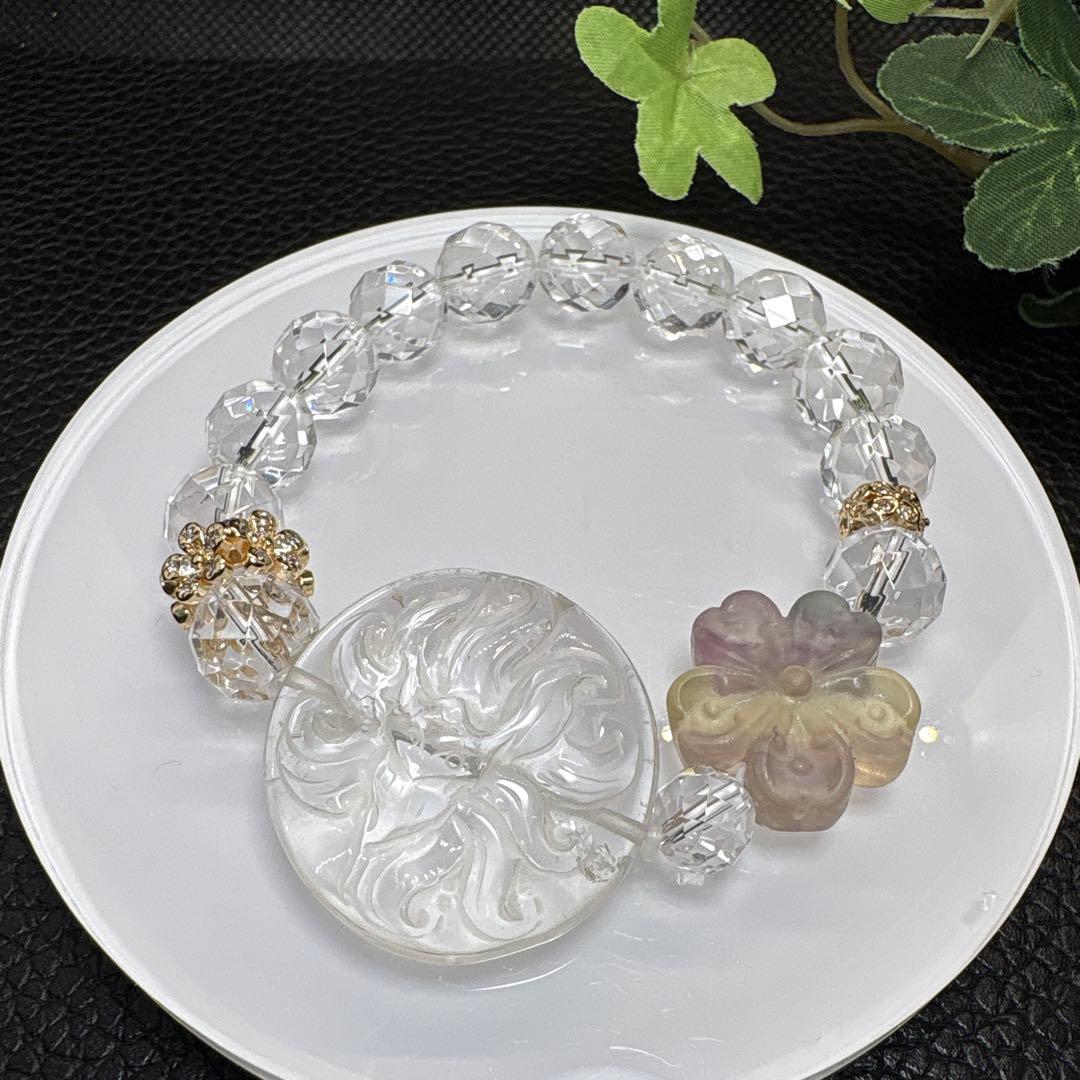 ＊いちごウサギ様お取置き＊太極石　ウサギ　ハウライト　ブレスレット