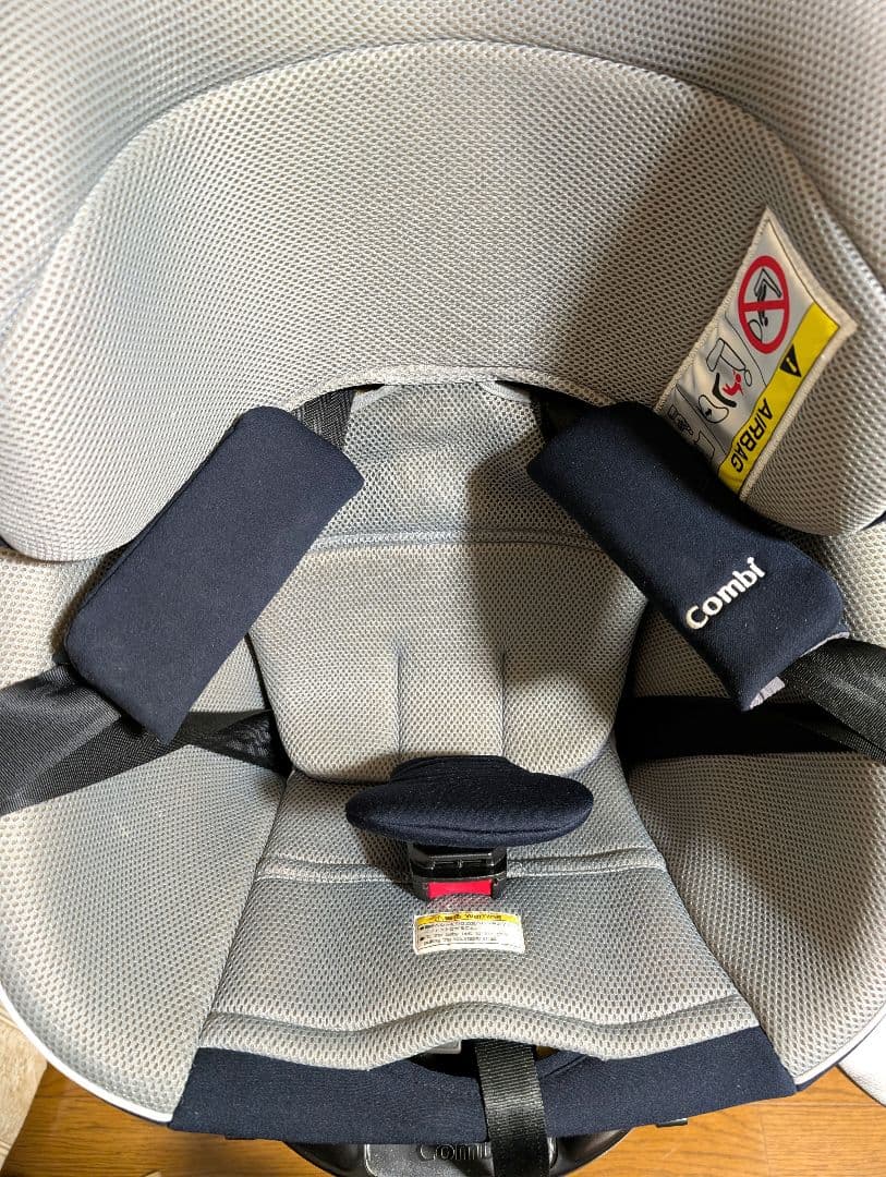 美品 Combi コンビ クルムーヴスマート ISOFIX CG-UIG 取説付