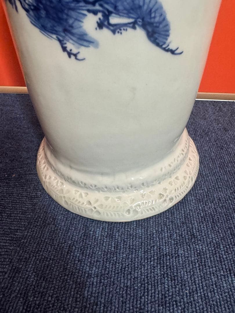 1675  希少　平戸焼　大花瓶 大壺　陰刻 人物浮彫　時代物