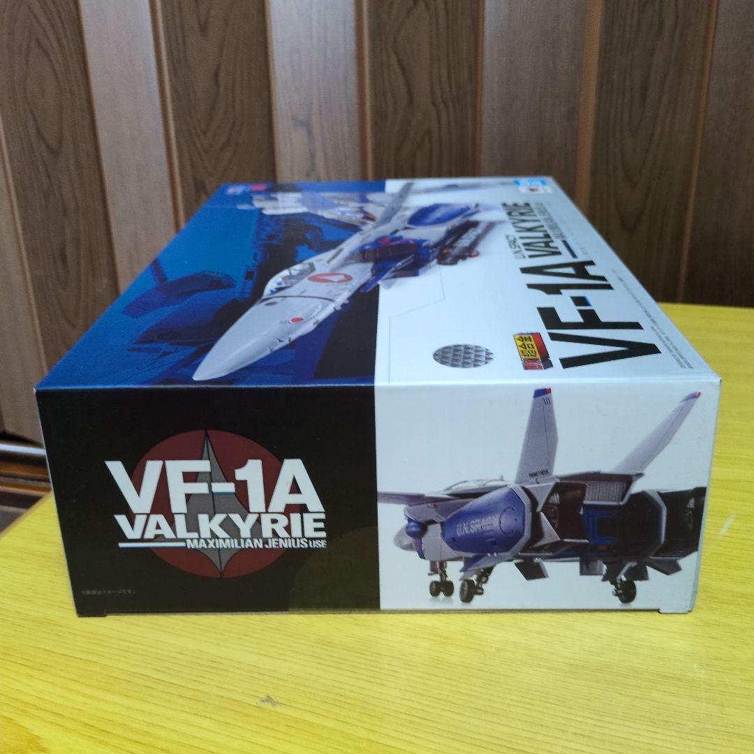 DX超合金 VF-1A VALKYRIE マキシミリアン・ジェニウス専用機
