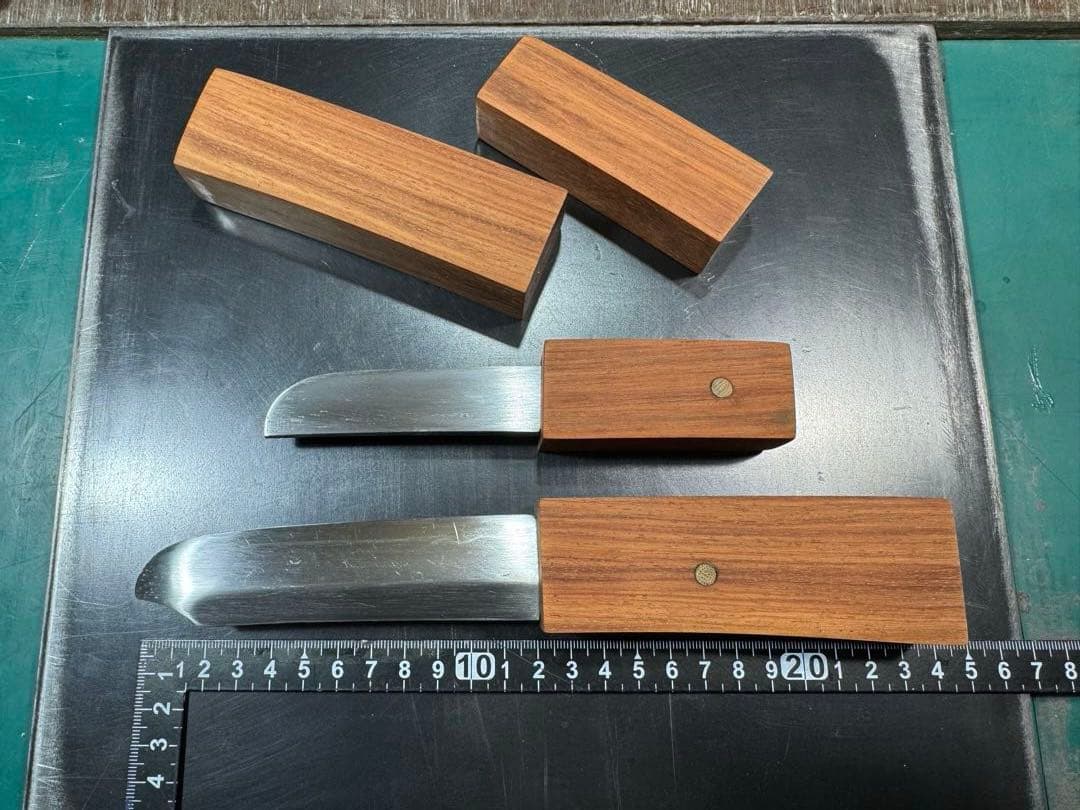 日本刀 残欠 大小 本花梨拵え 桐の化粧箱兼額