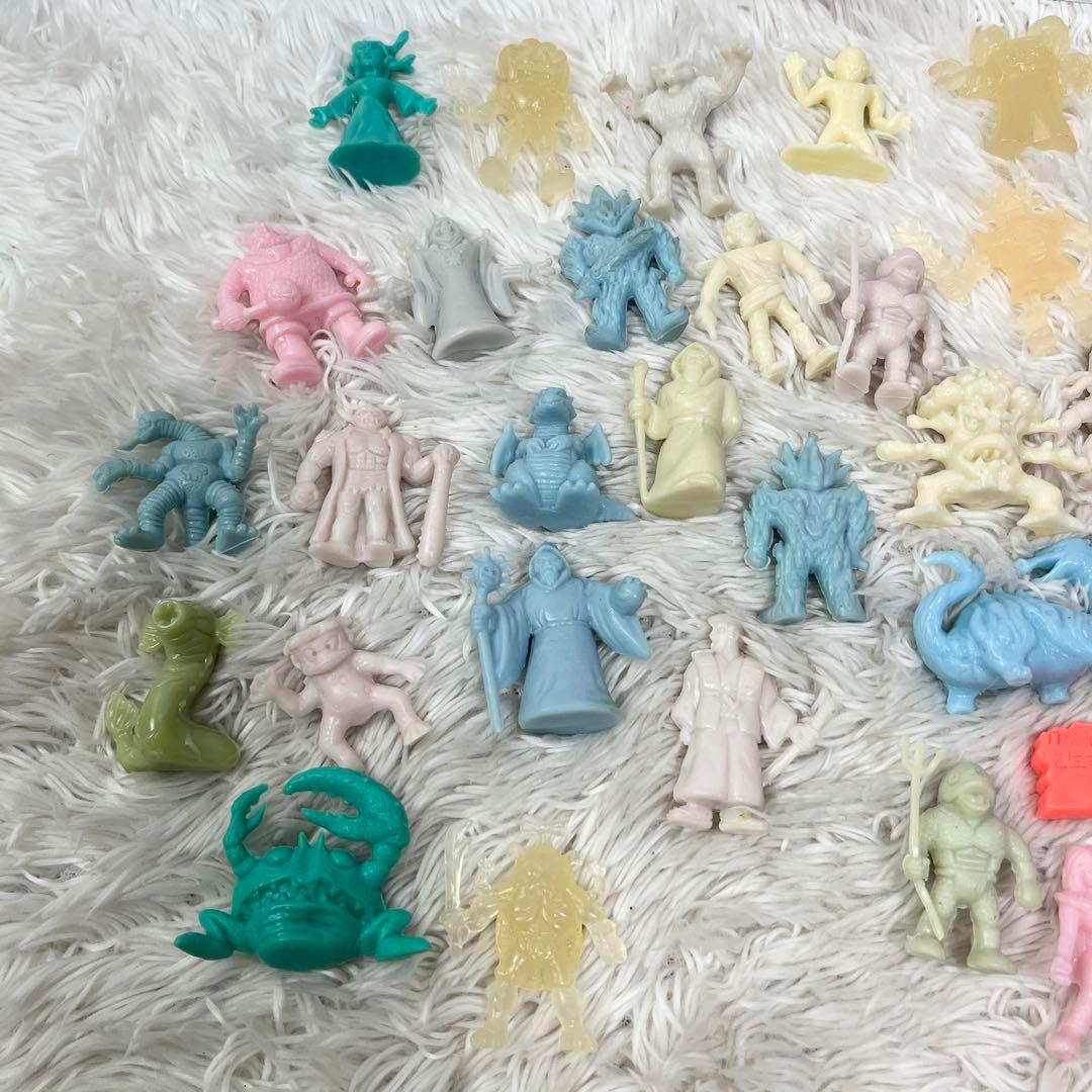 昭和レトロ コレクター必見 ネクロスの要塞 缶 + ソフビ 30体以上 セット