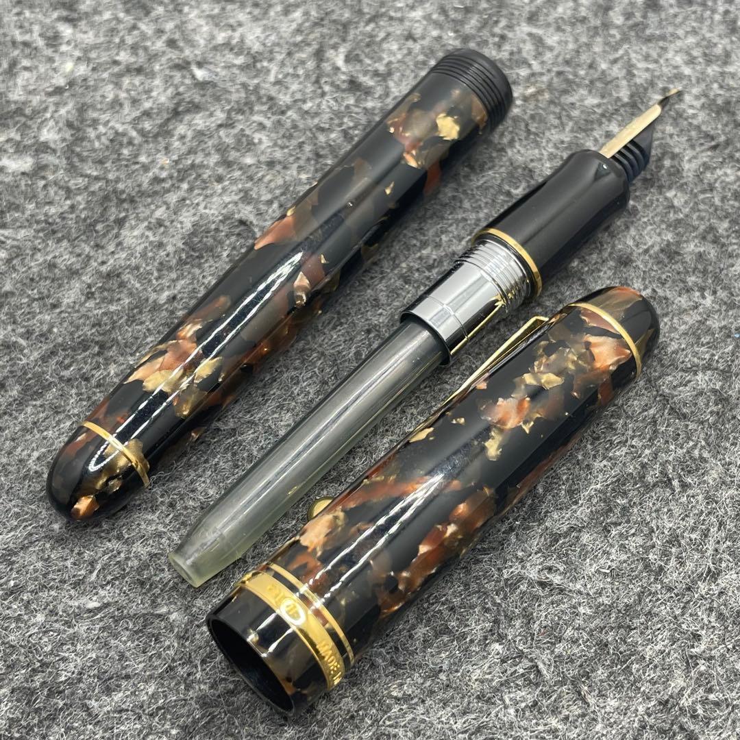 PE1048□パイロット 万年筆 カスタム LE ブラウン系マーブル