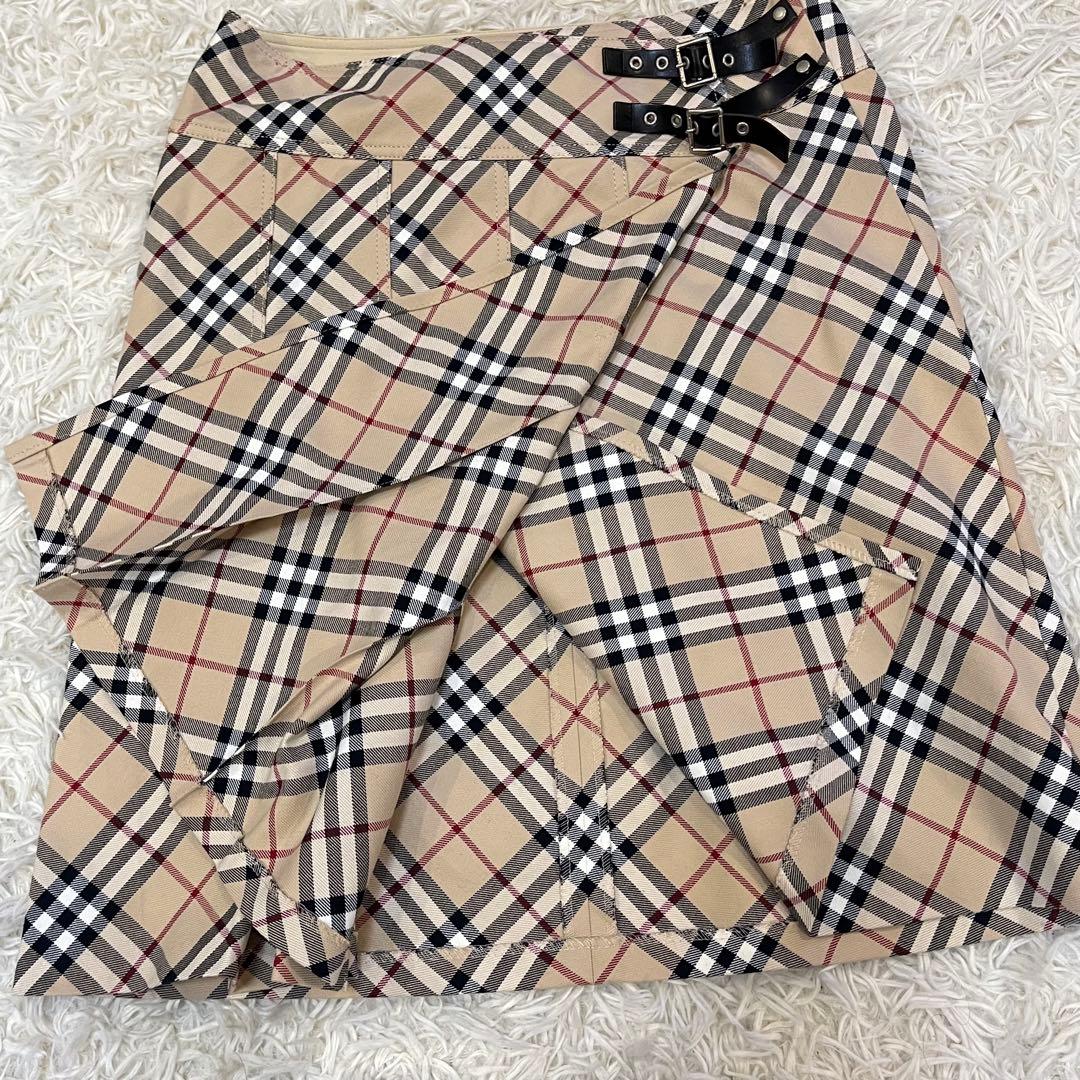 BURBERRY BLUELABELノバチェックプリーツラップスカート膝丈ベルト