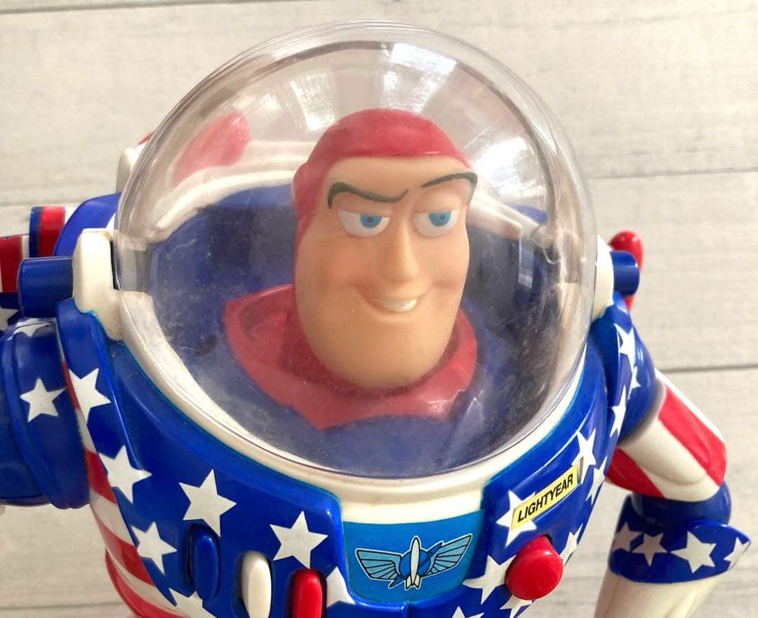 バズ ライトイヤー 星条旗 トイストーリー トーキングバズ フィギュア　絶版品