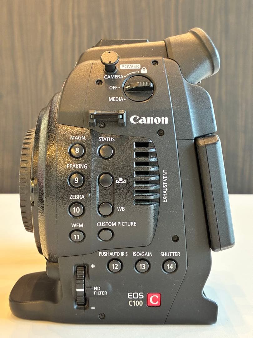Canon EOS C100 ボディ（EFマウント）通電217時間