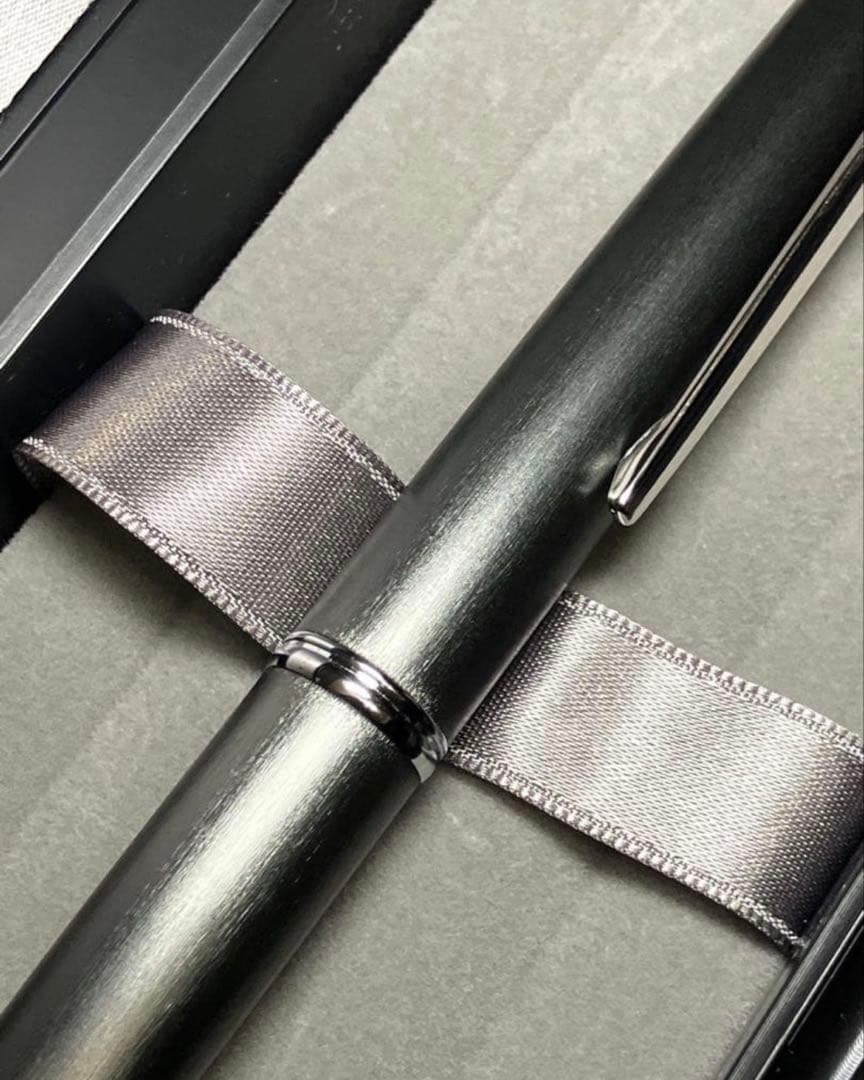 パイロット 限定 キャップレスデシモ 20カラーズ ダークグレー　M字