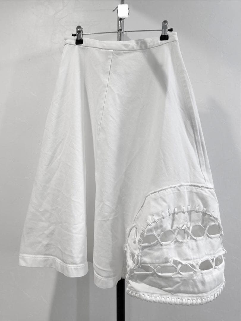 2005SS コムデギャルソン　スカート ホワイト　ポリエステル　Mサイズ
