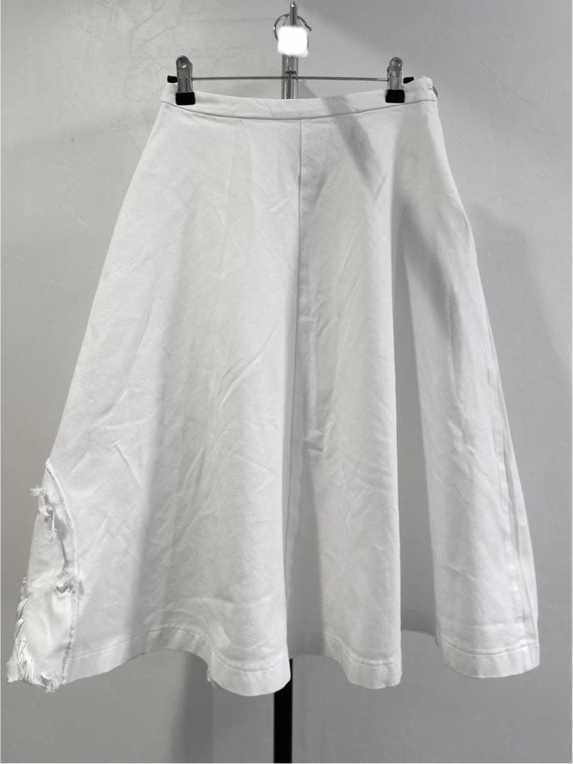 2005SS コムデギャルソン　スカート ホワイト　ポリエステル　Mサイズ