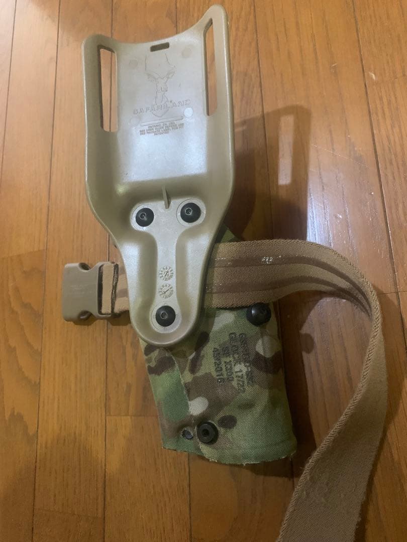 サファリランド6354DO ホルスター(G17/22 SF X300)