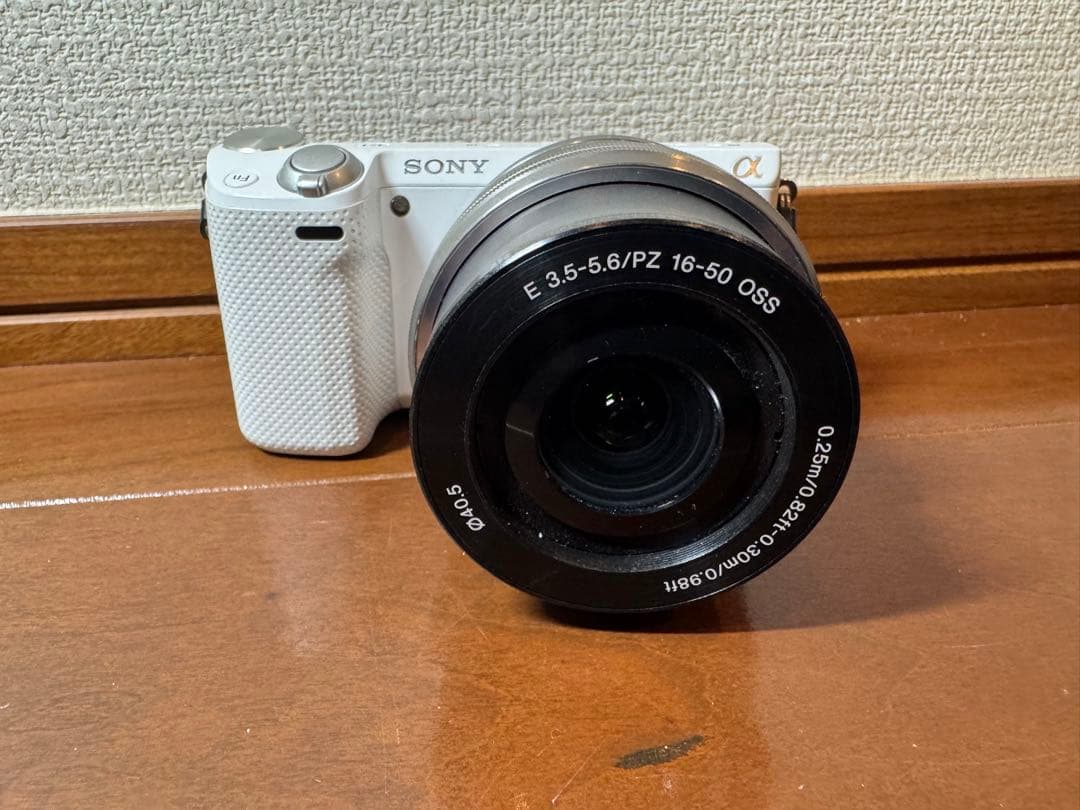 SONY αNEX-5R レンズ付 動作確認済 ミラーレス一眼