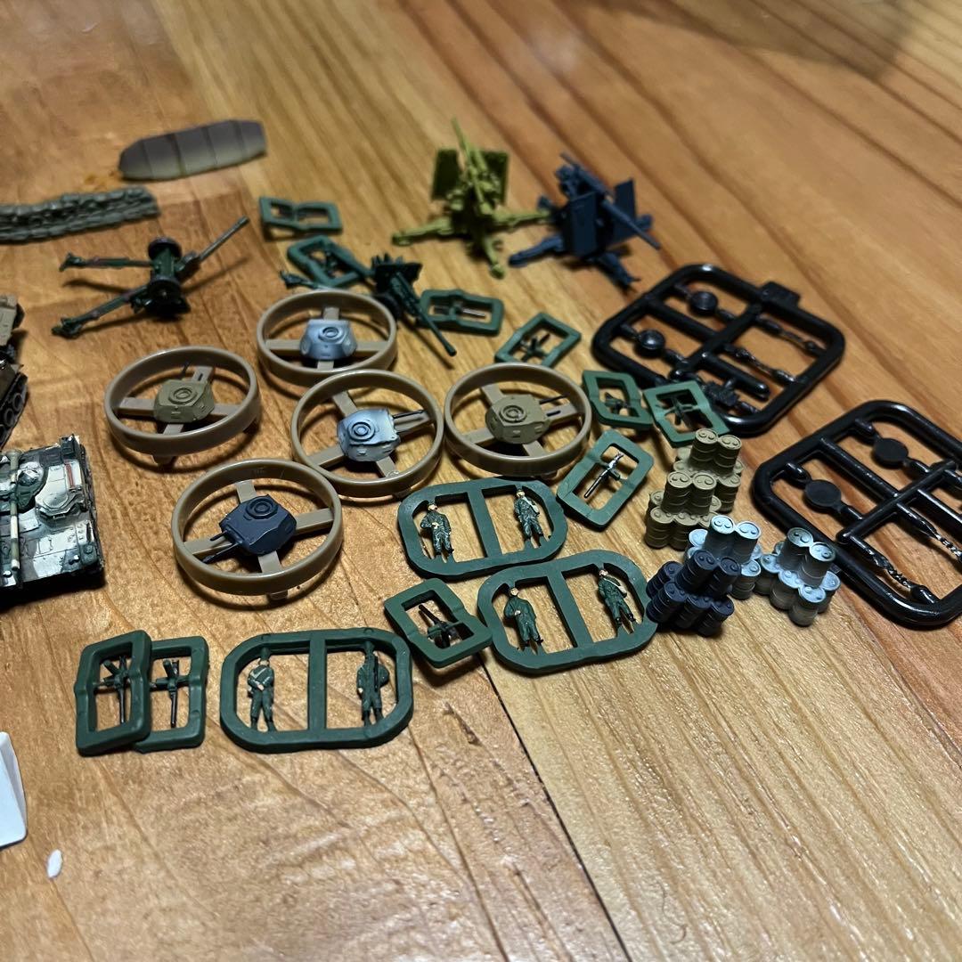 1/144 戦車　フィギュア