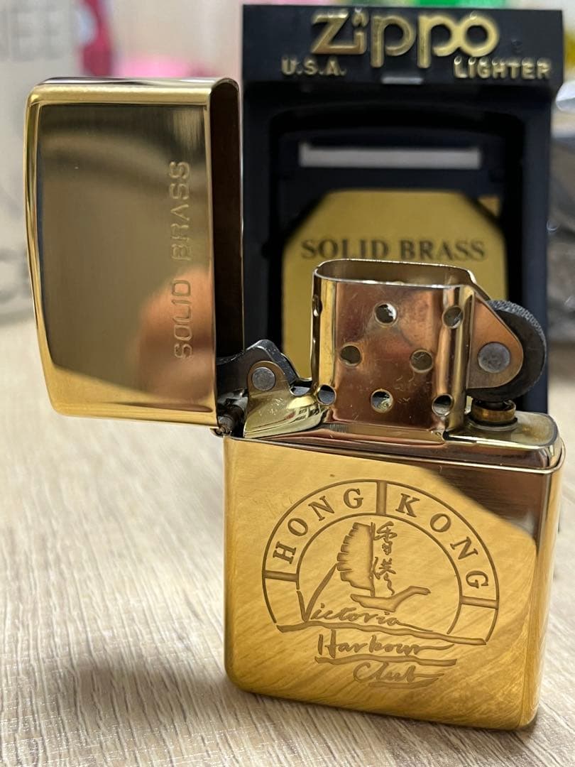 ZIPPO ジッポー オイルライター 香港 SOLID BRASS