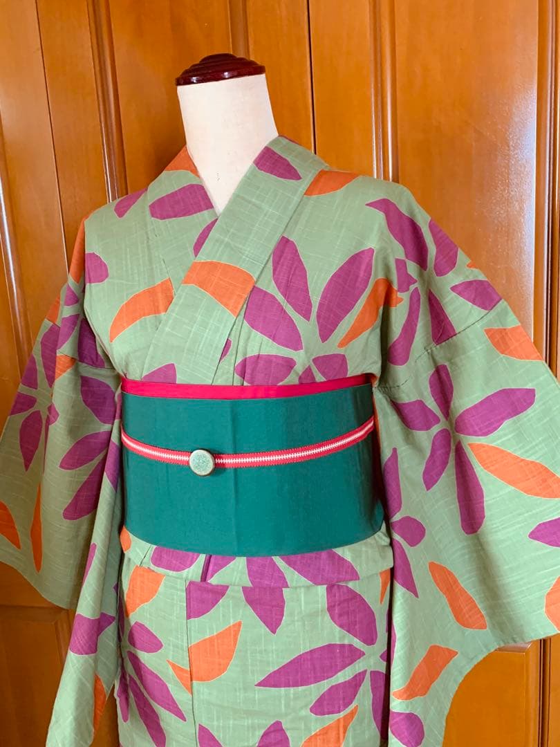 Sybilla シビラ　お花と葉っぱの浴衣と博多織の半幅帯と真田紐と帯留めセット