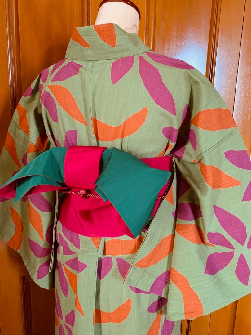 Sybilla シビラ　お花と葉っぱの浴衣と博多織の半幅帯と真田紐と帯留めセット