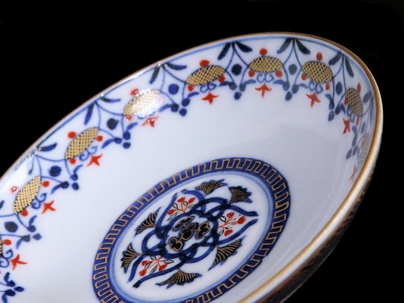 古伊万里　金襴手　瓔珞紋に花の図　蓋茶碗　江戸期　C000AS-CJa