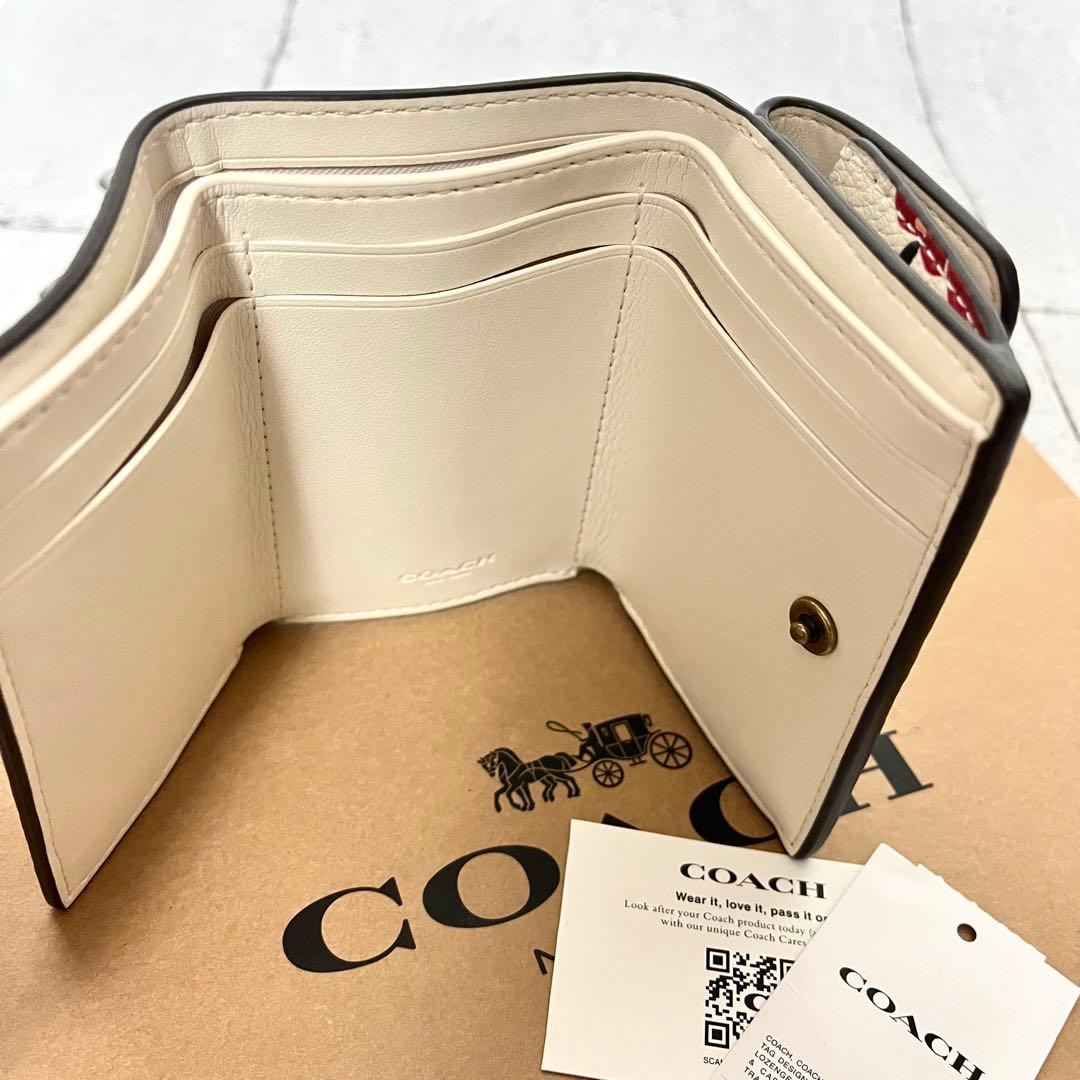 コーチ☆新品☆レザー チェリー柄 三つ折り財布/さくらんぼ 白系