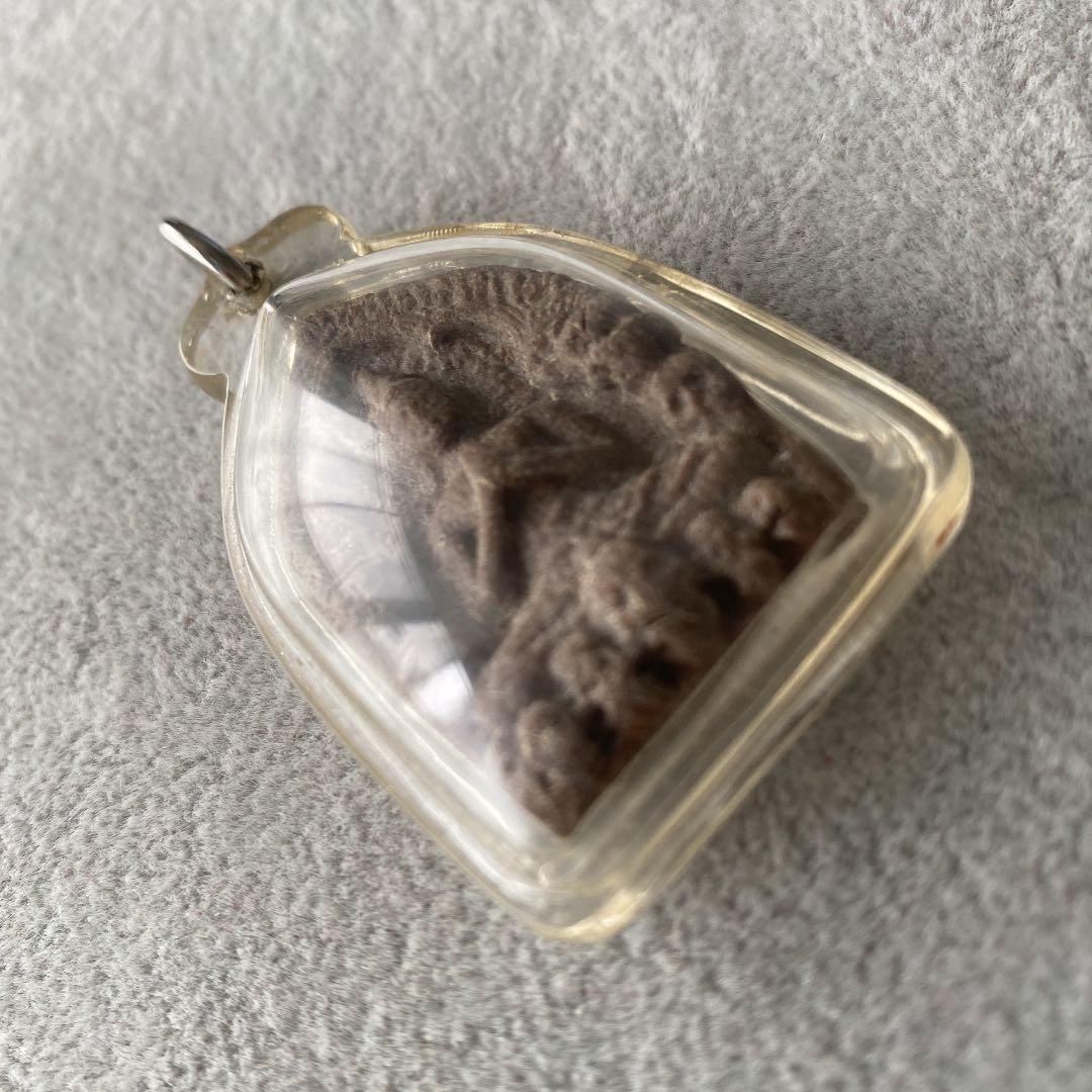 プラクルアン AJモナーク師 初期クンペーン・ガウカロク 超レア品 恋愛 御守り