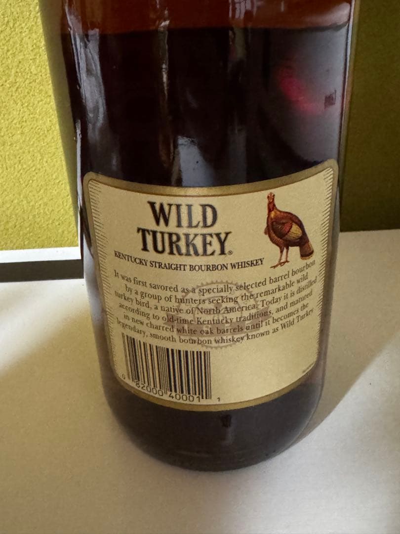 ワイルドターキー8年　旧ラベル　1000ml
