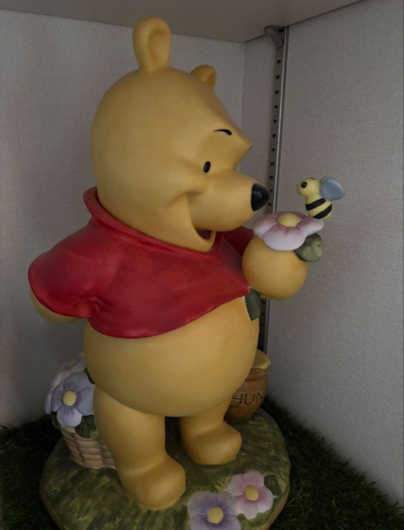 プーさん フィギュア 花と蜂付き 約35cm