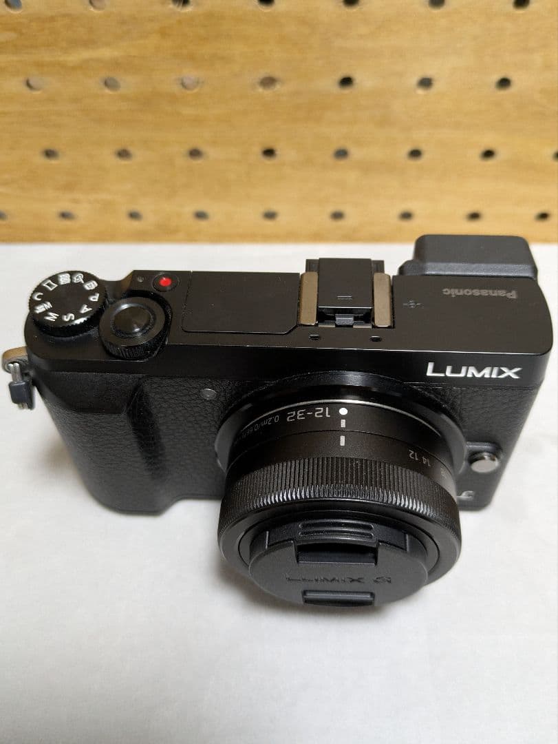 LUMIX DMC-GX7MK2 標準ズームレンズキット 。リストストラップなし