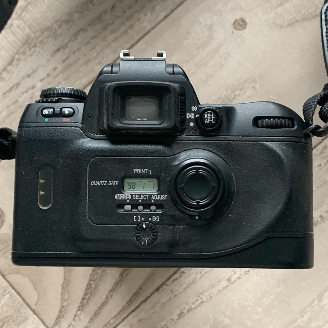 【現状品】Nikon F80 一眼レフ 35mmフィルムカメラ ストラップ付