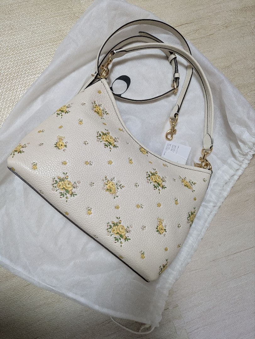 最終値下げ！コーチ　ローレル ショルダー バッグ・フローラル プリント