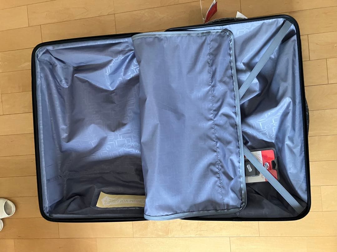 AMERICAN TOURISTER 大型キャリーケース グレー