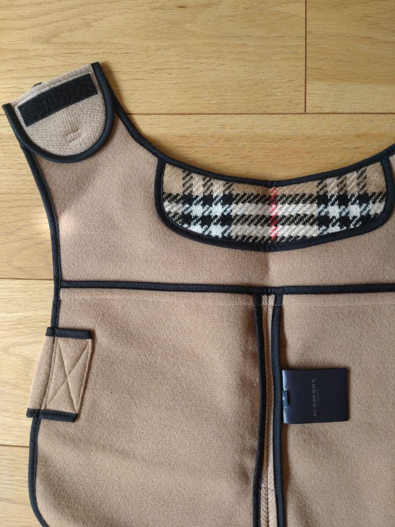 新品未使用/BURBERRY .LONDON わんこコートタイプ洋服 Sサイズ