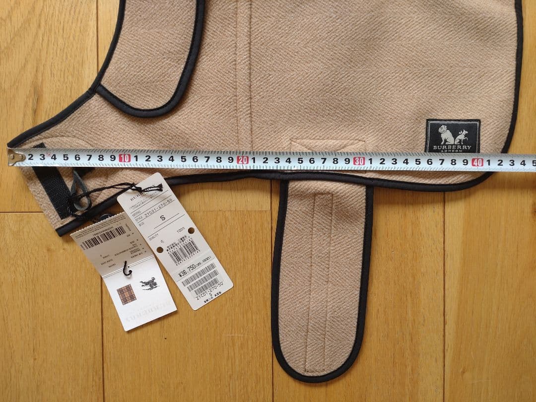 新品未使用/BURBERRY .LONDON わんこコートタイプ洋服 Sサイズ